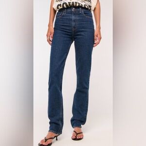 Abercrombie & Fitch Curve Love Ultra High Rise 90s Straight Jean 27 Long